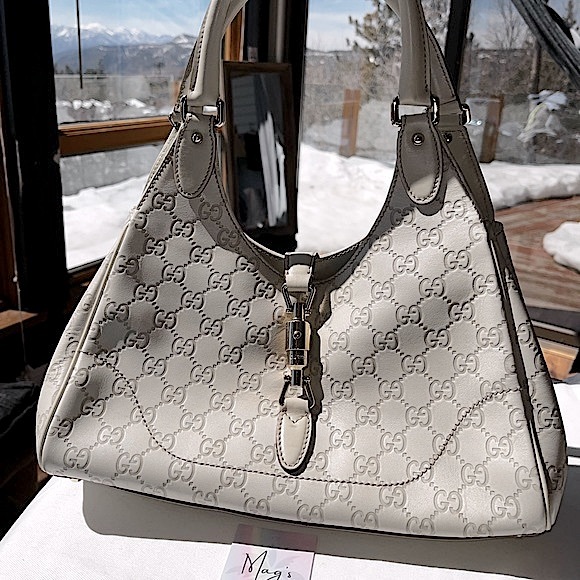 Gucci: Bardot Guccissima Jackie O Piston Lock Shoulder Bag (Ivory) - Picture 5 of 17